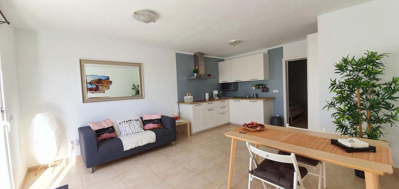 Apartamento Las Brisas Playa Blanca  Bagian luar foto